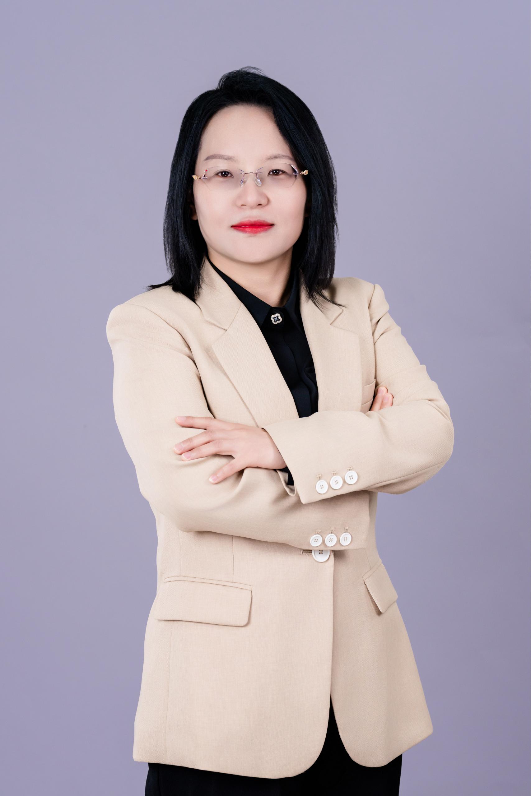 张琳.jpg